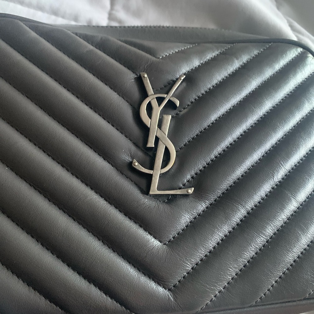 Saint Laurent sand gray color Quilted camera Bag - Picture 7 of 10